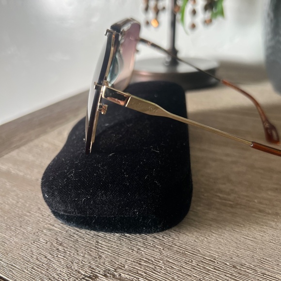 Gucci Modern Aviator Sunglasses GG0739S with box and draw string pouch - Picture 3 of 9